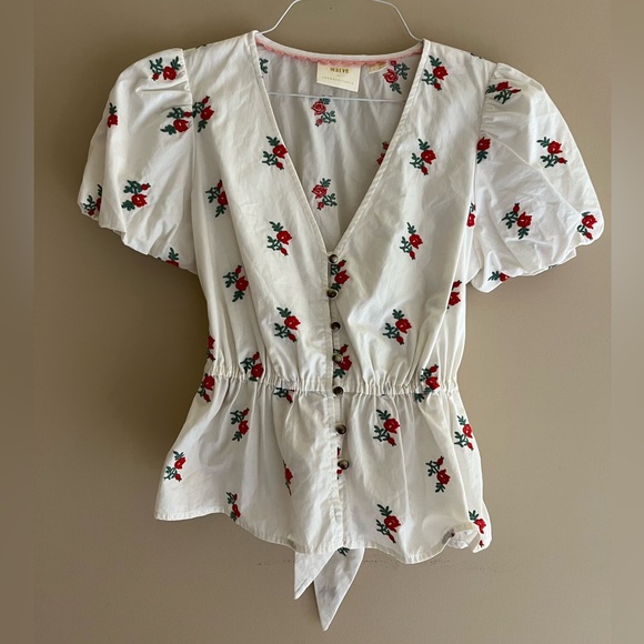 Anthropologie Tops - Anthropologie White Embroidered Blouse w/ Waist Tie